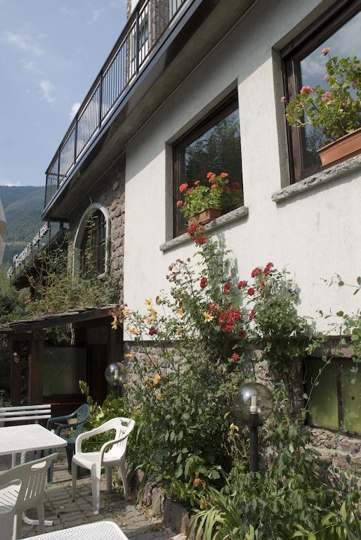 Hotel Ristorante Sassi Rossi Taceno Eksteriør billede