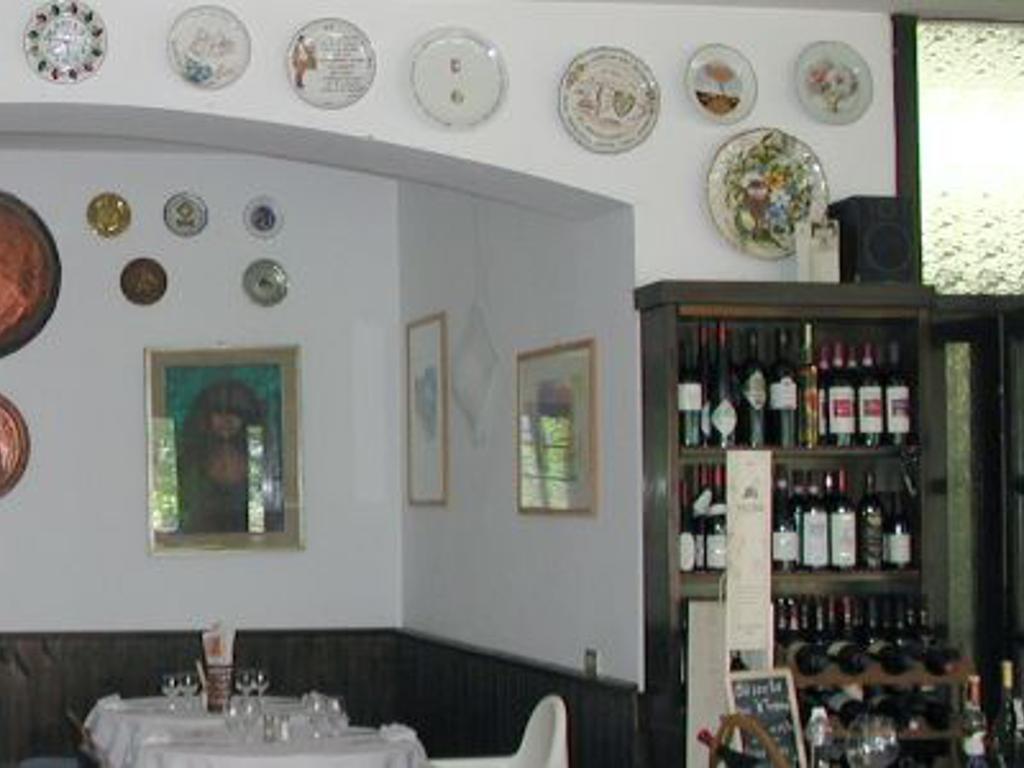 Hotel Ristorante Sassi Rossi Taceno Eksteriør billede